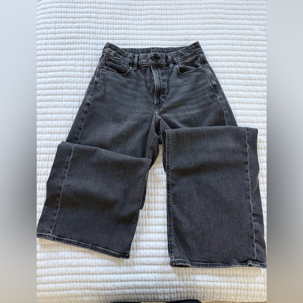 American Eagle Curvy High-Rise Wide-Leg Jeans